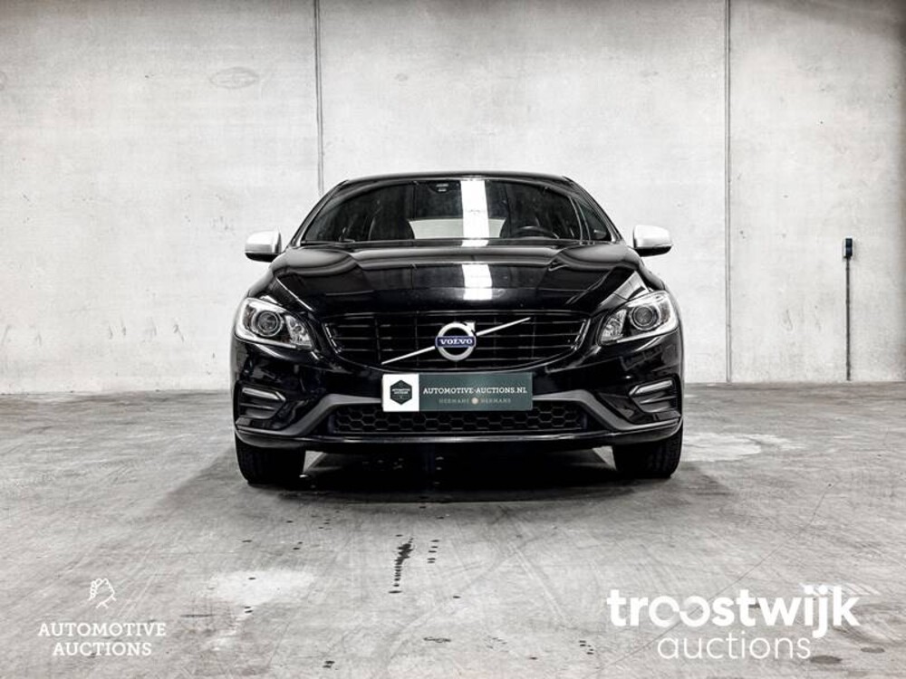 Volvo V60 R-Design 2.4 D6 Twin Engine 220PS 2015 -Orig. NL-, GJ-646-L