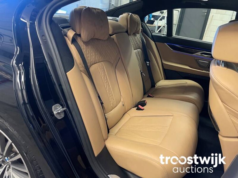 BMW 745e G11 M-Sportteile Plug-In Hybrid ORG-NL 394PS 2019 -Orig. DE- 7er, ZR-171-V