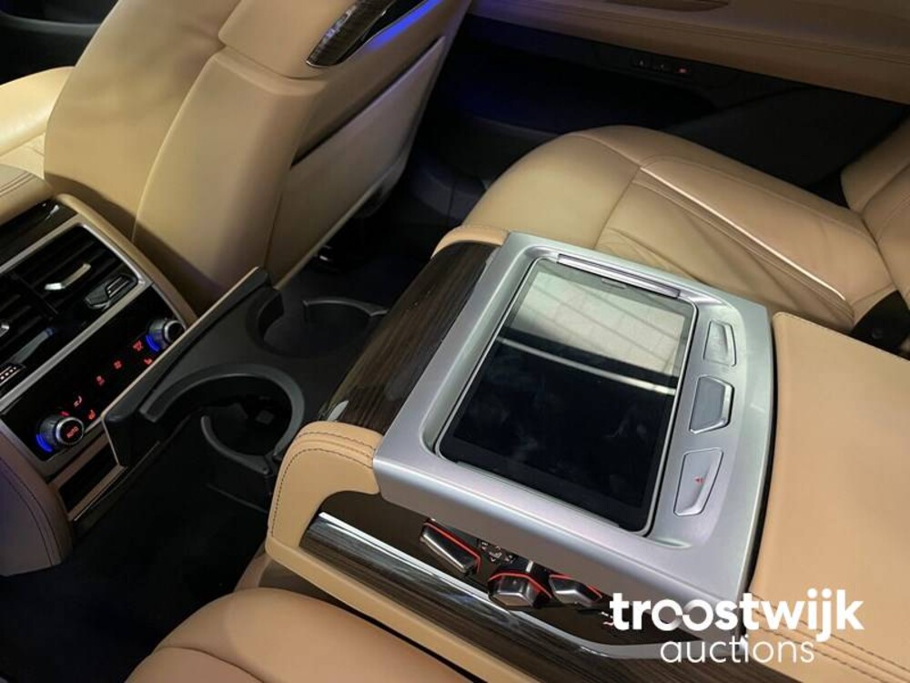 BMW 745e G11 M-Sportteile Plug-In Hybrid ORG-NL 394PS 2019 -Orig. DE- 7er, ZR-171-V