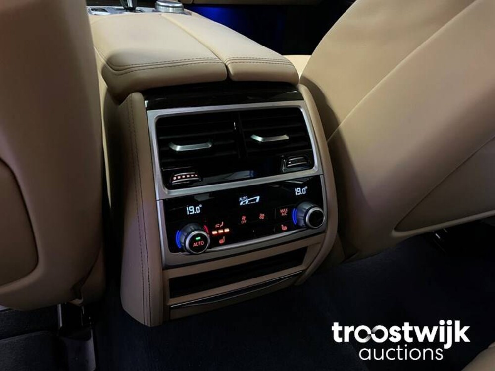 BMW 745e G11 M-Sportteile Plug-In Hybrid ORG-NL 394PS 2019 -Orig. DE- 7er, ZR-171-V