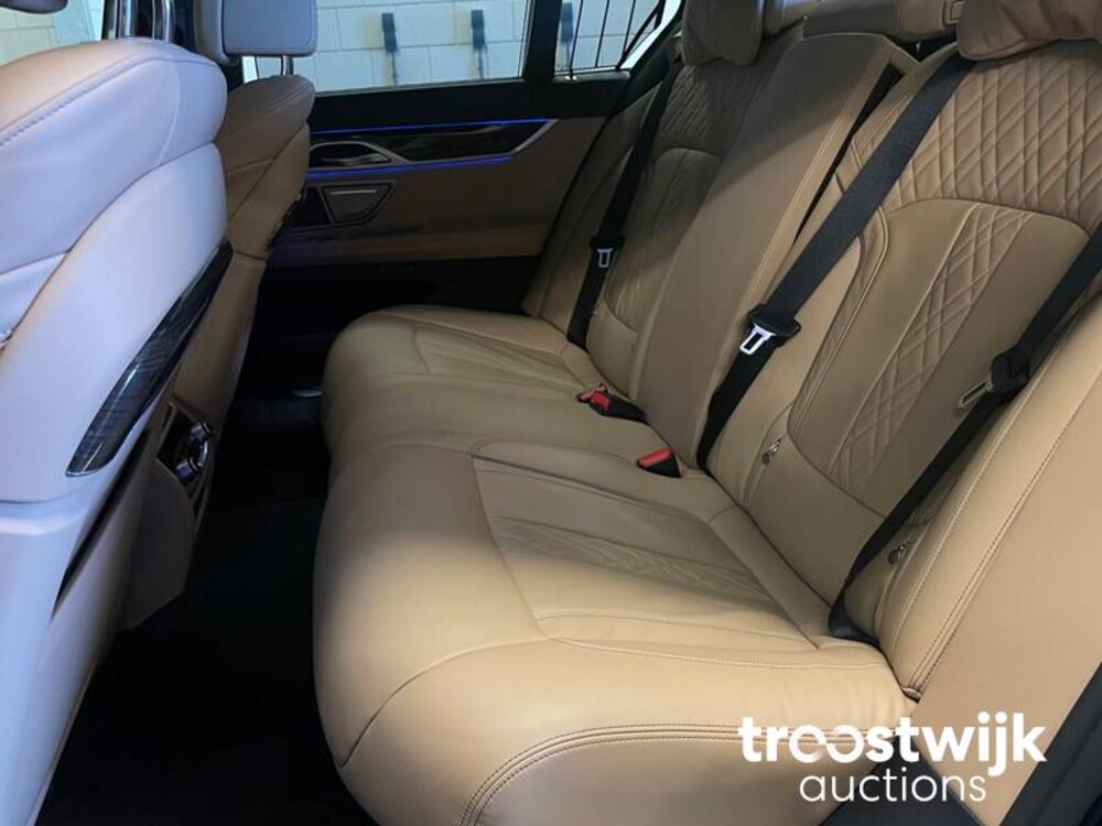 BMW 745e G11 M-Sportteile Plug-In Hybrid ORG-NL 394PS 2019 -Orig. DE- 7er, ZR-171-V