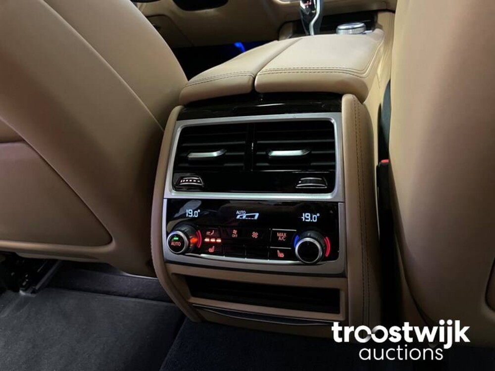 BMW 745e G11 M-Sportteile Plug-In Hybrid ORG-NL 394PS 2019 -Orig. DE- 7er, ZR-171-V