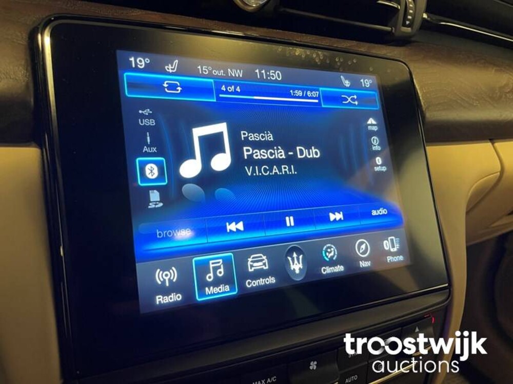 Maserati Quattroporte GranLusso 3.0 D NEU-MODELL 275PS 2017, H-942-XN