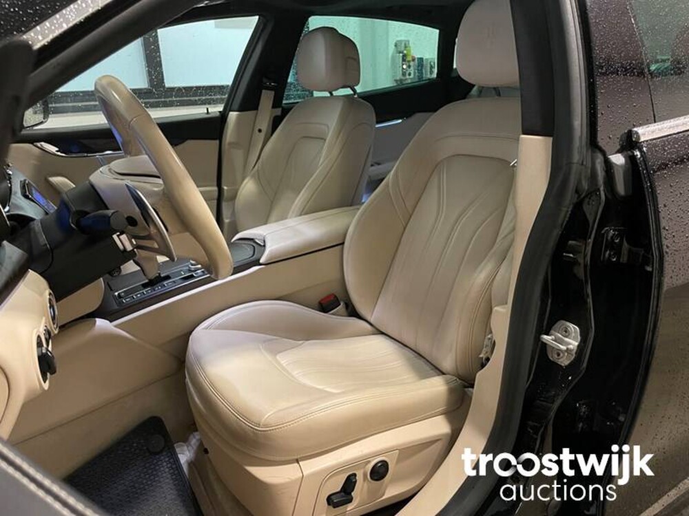 Maserati Quattroporte GranLusso 3.0 D NEU-MODELL 275PS 2017, H-942-XN