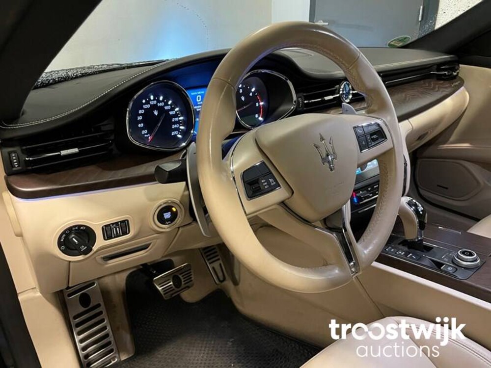 Maserati Quattroporte GranLusso 3.0 D NEU-MODELL 275PS 2017, H-942-XN