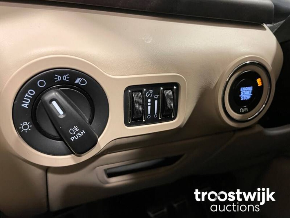 Maserati Quattroporte GranLusso 3.0 D NEU-MODELL 275PS 2017, H-942-XN