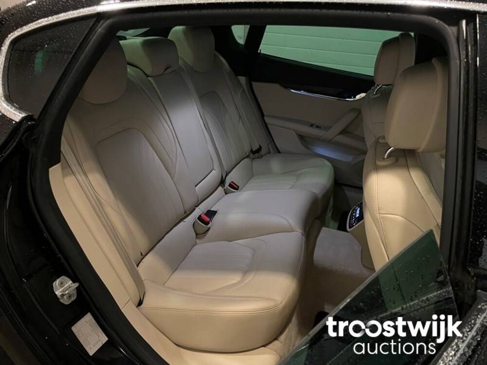 Maserati Quattroporte GranLusso 3.0 D NEU-MODELL 275PS 2017, H-942-XN