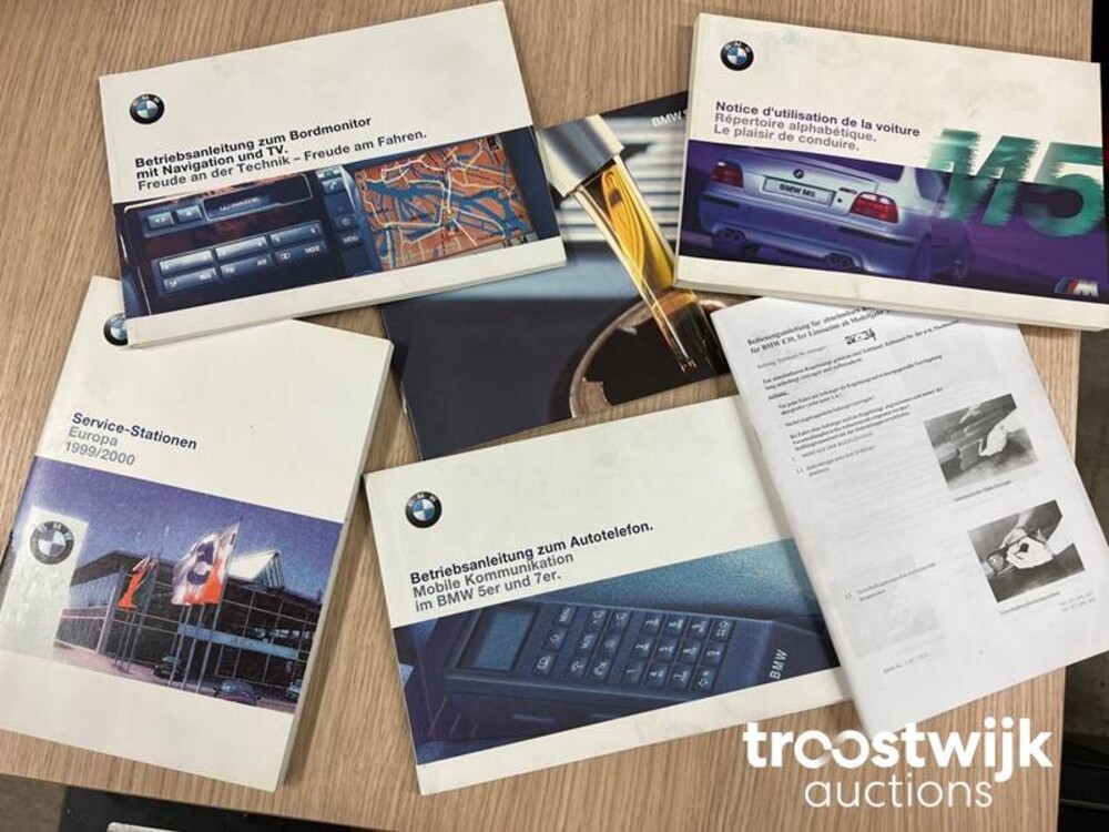 BMW M5 E39 400 PS 2000, ZT-330-S