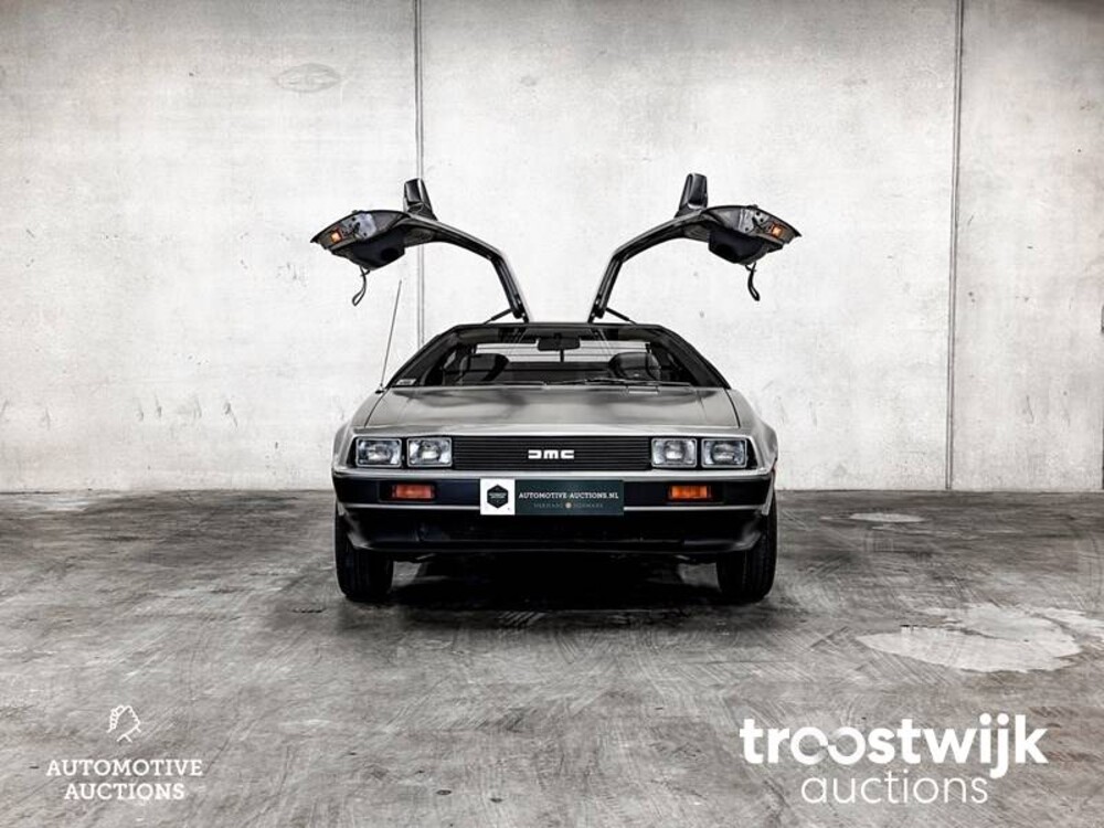 DeLorean DMC-12 2.8 V6 130 PS 1981