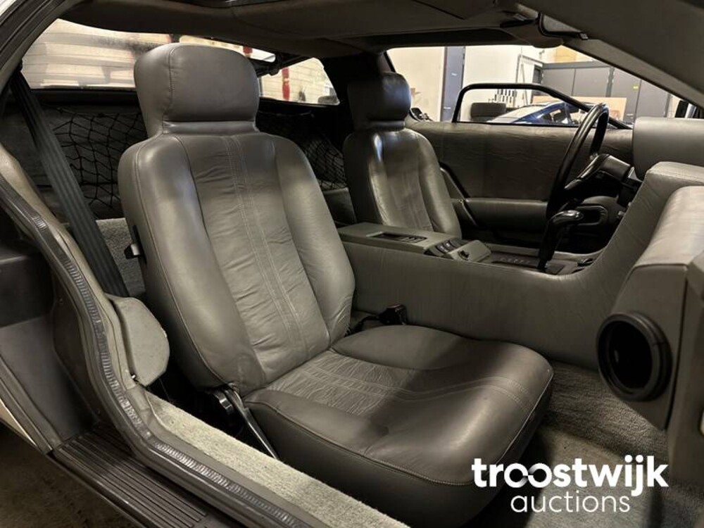 DeLorean DMC-12 2.8 V6 130 PS 1981