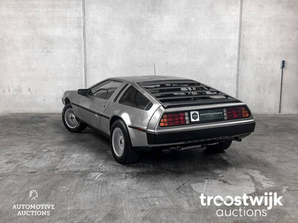DeLorean DMC-12 2.8 V6 130 PS 1981