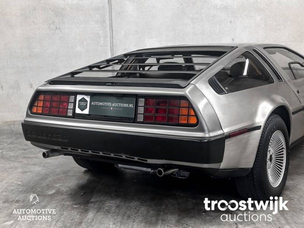 DeLorean DMC-12 2.8 V6 130 PS 1981