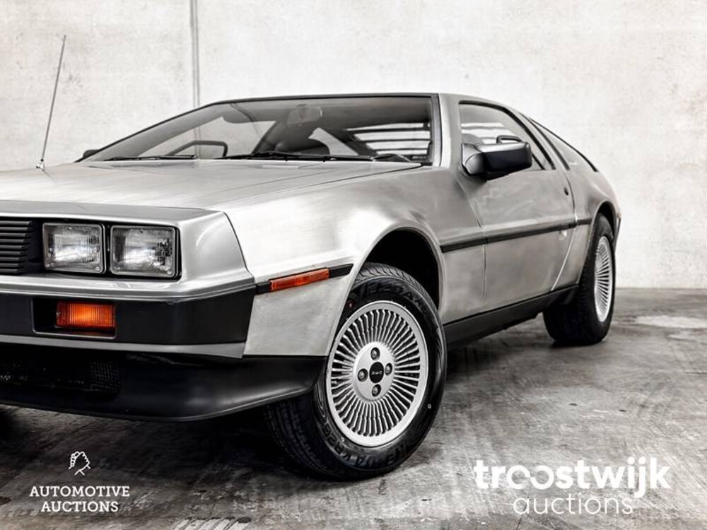 DeLorean DMC-12 2.8 V6 130 PS 1981