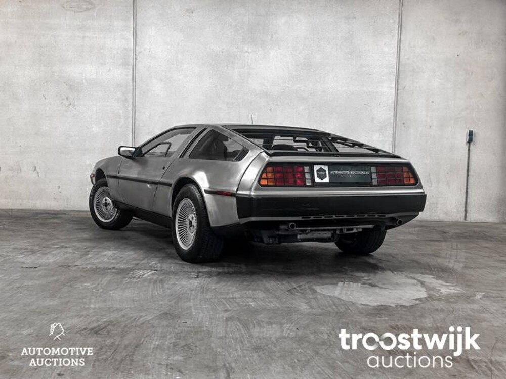 DeLorean DMC-12 2.8 V6 130 PS 1981