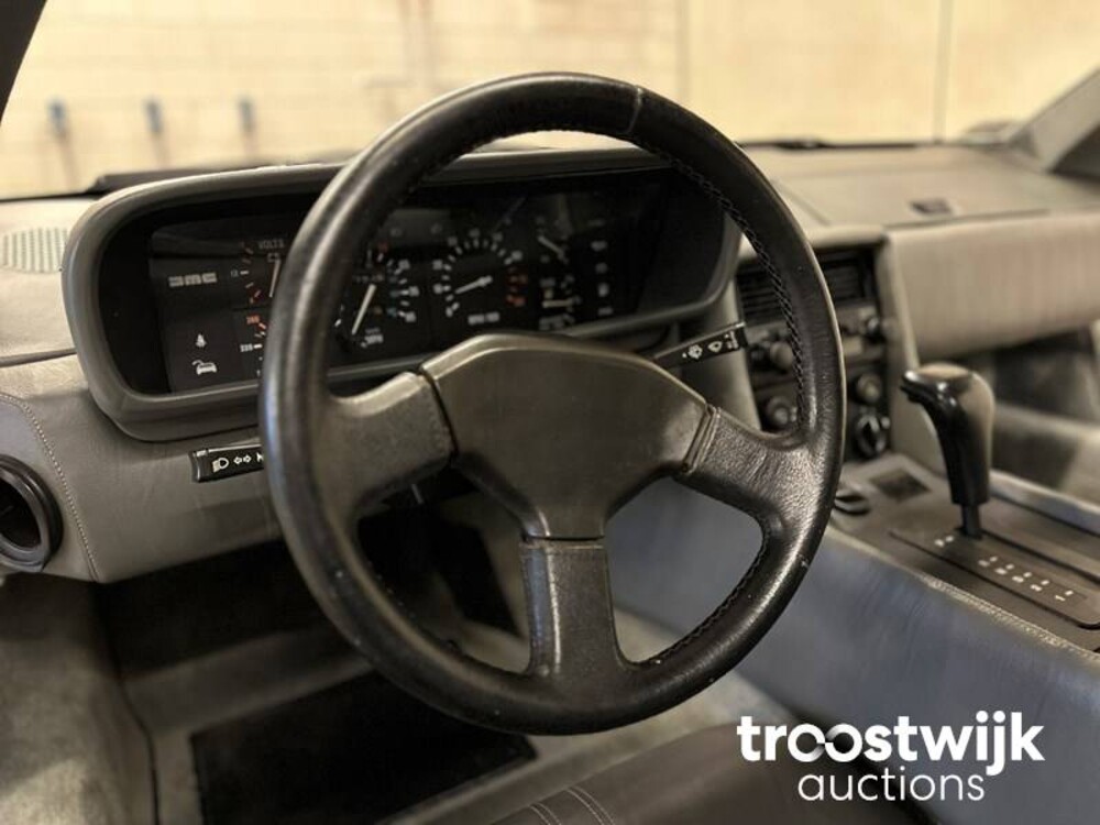 DeLorean DMC-12 2.8 V6 130 PS 1981