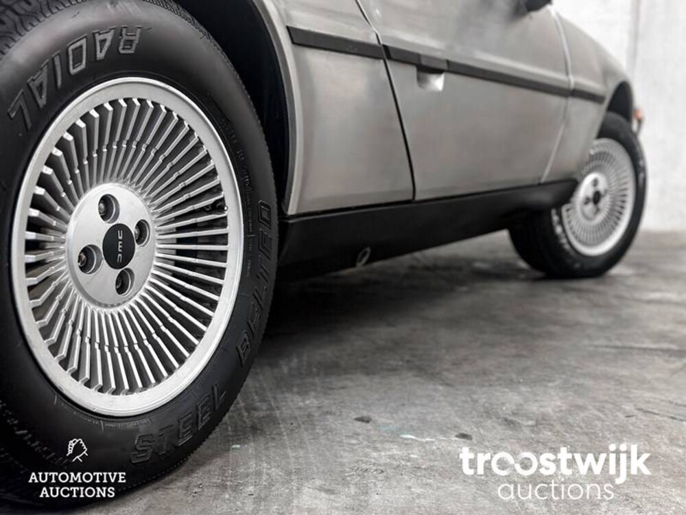 DeLorean DMC-12 2.8 V6 130 PS 1981