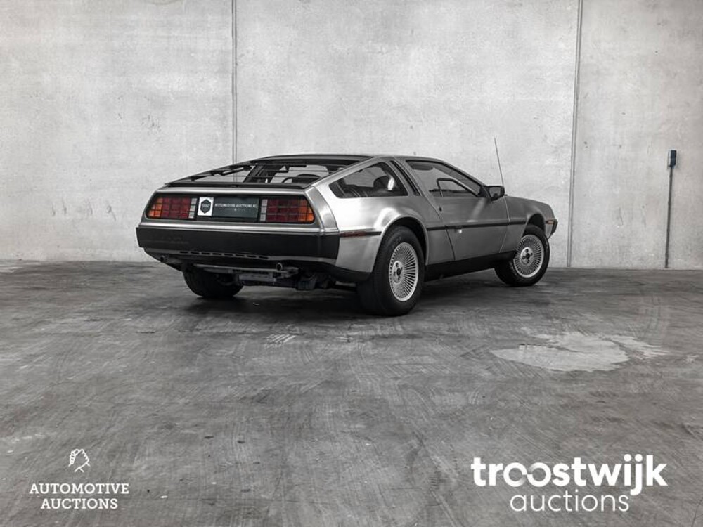 DeLorean DMC-12 2.8 V6 130 PS 1981