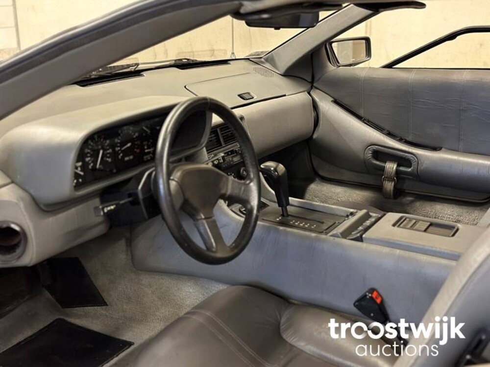 DeLorean DMC-12 2.8 V6 130 PS 1981