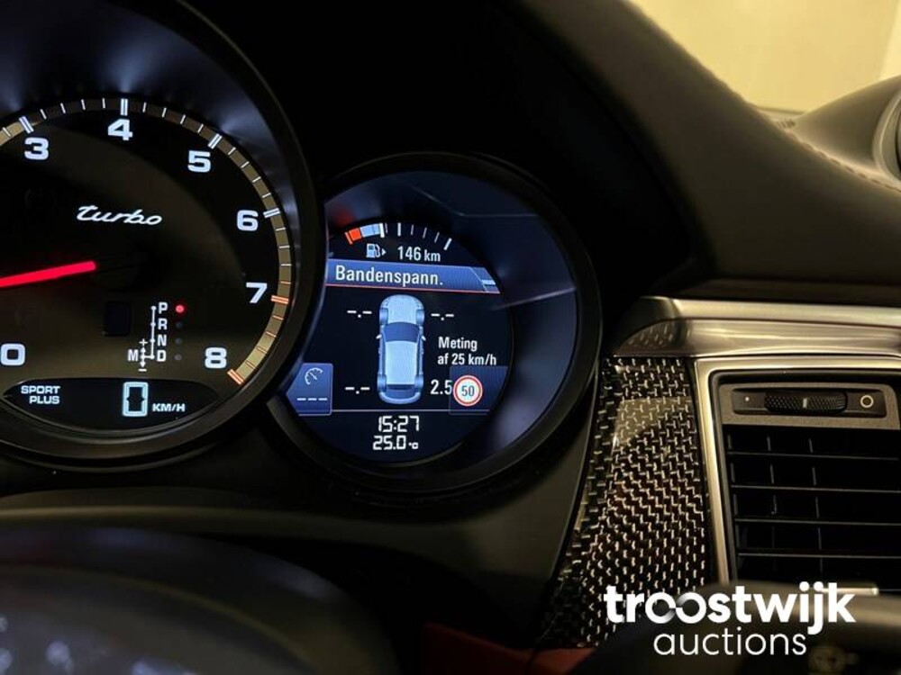 Porsche Macan Turbo 3.6 V6 400 PS Sport-Design Sport-Chrono CARBON 2014, XF-975-G