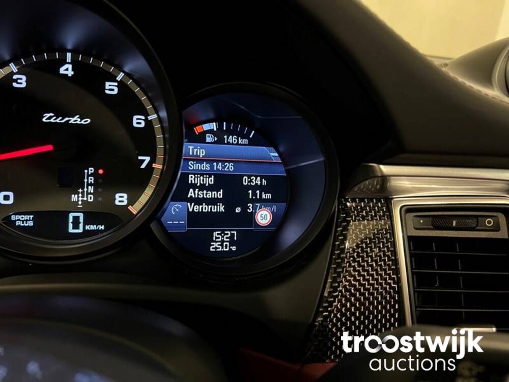 Porsche Macan Turbo 3.6 V6 400 PS Sport-Design Sport-Chrono CARBON 2014, XF-975-G
