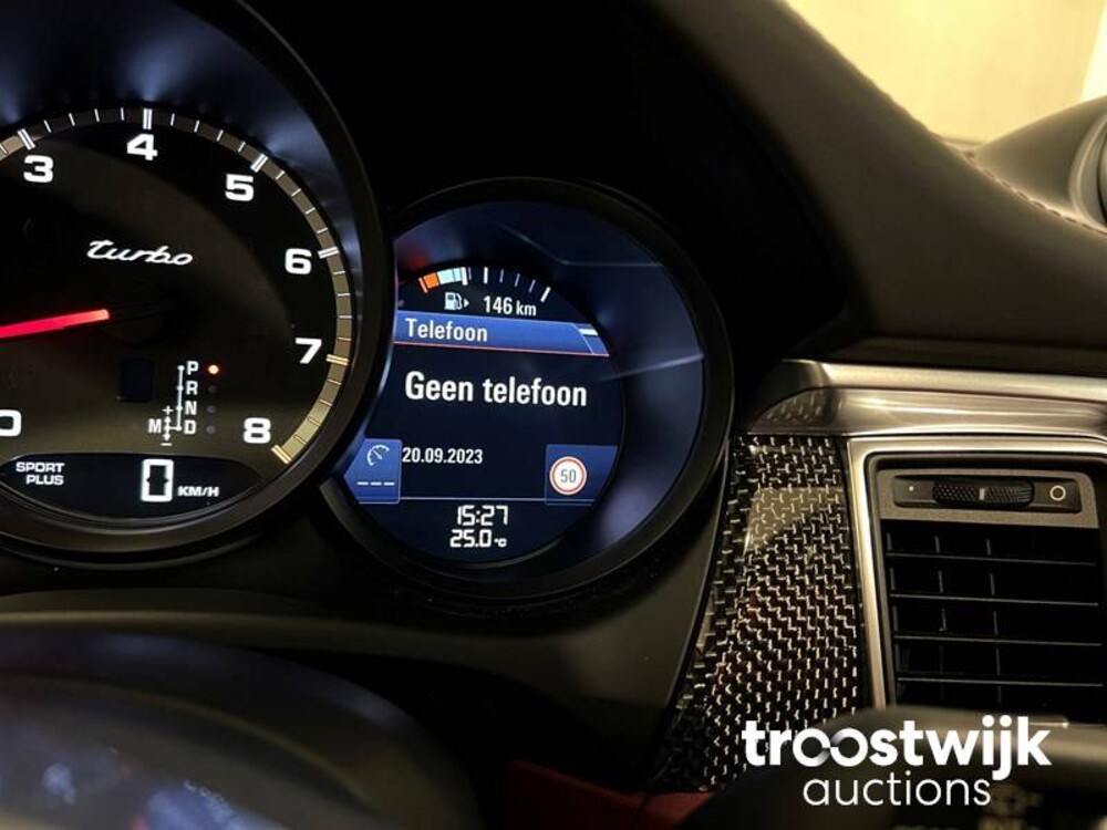 Porsche Macan Turbo 3.6 V6 400 PS Sport-Design Sport-Chrono CARBON 2014, XF-975-G