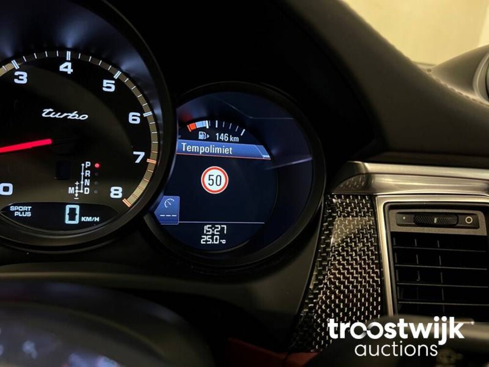 Porsche Macan Turbo 3.6 V6 400 PS Sport-Design Sport-Chrono CARBON 2014, XF-975-G