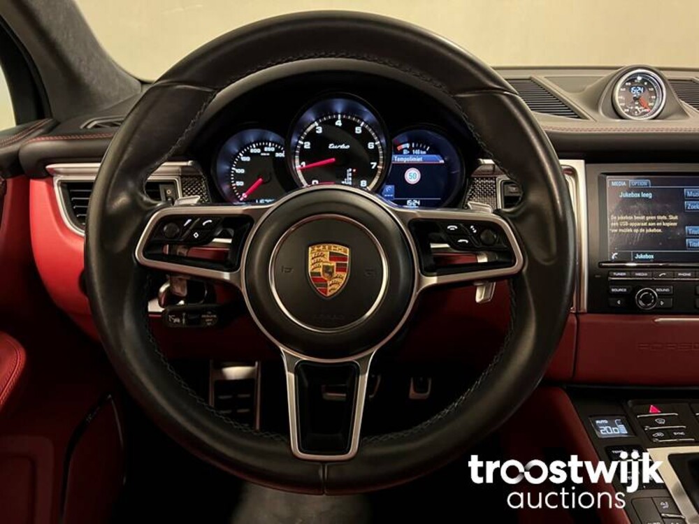 Porsche Macan Turbo 3.6 V6 400 PS Sport-Design Sport-Chrono CARBON 2014, XF-975-G