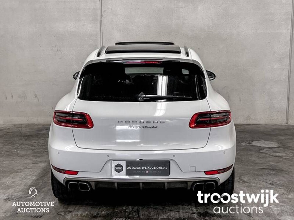 Porsche Macan Turbo 3.6 V6 400 PS Sport-Design Sport-Chrono CARBON 2014, XF-975-G