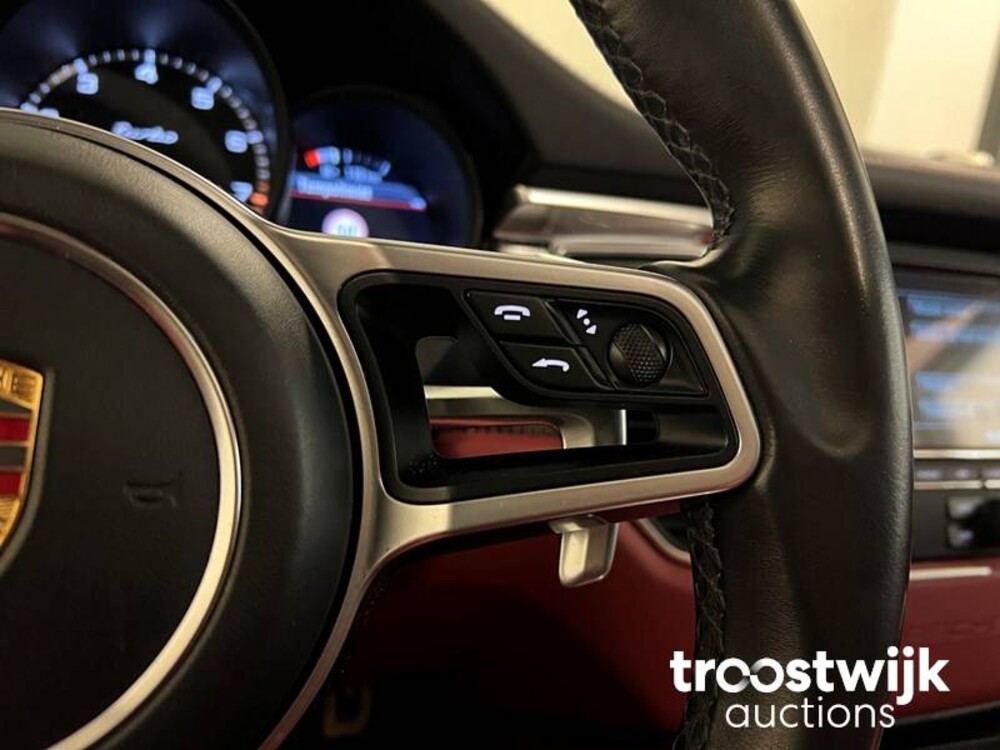 Porsche Macan Turbo 3.6 V6 400 PS Sport-Design Sport-Chrono CARBON 2014, XF-975-G