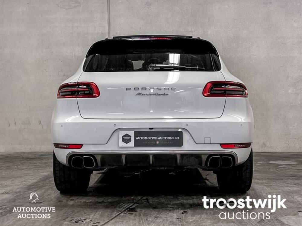 Porsche Macan Turbo 3.6 V6 400 PS Sport-Design Sport-Chrono CARBON 2014, XF-975-G
