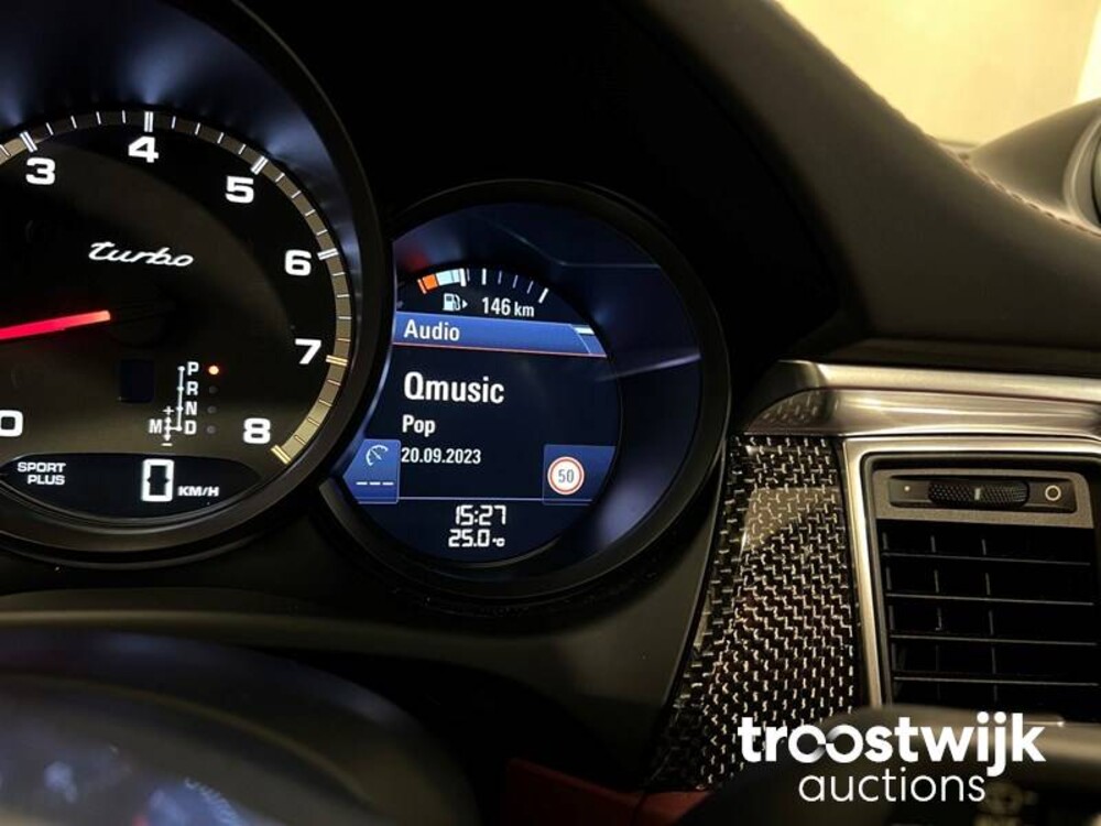 Porsche Macan Turbo 3.6 V6 400 PS Sport-Design Sport-Chrono CARBON 2014, XF-975-G