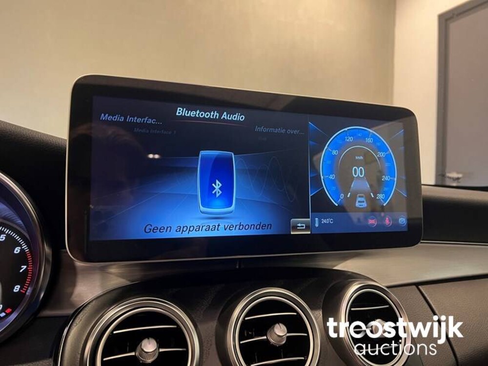 Mercedes-Benz C200 AMG Premium 184PS 2018, ZT-366-V