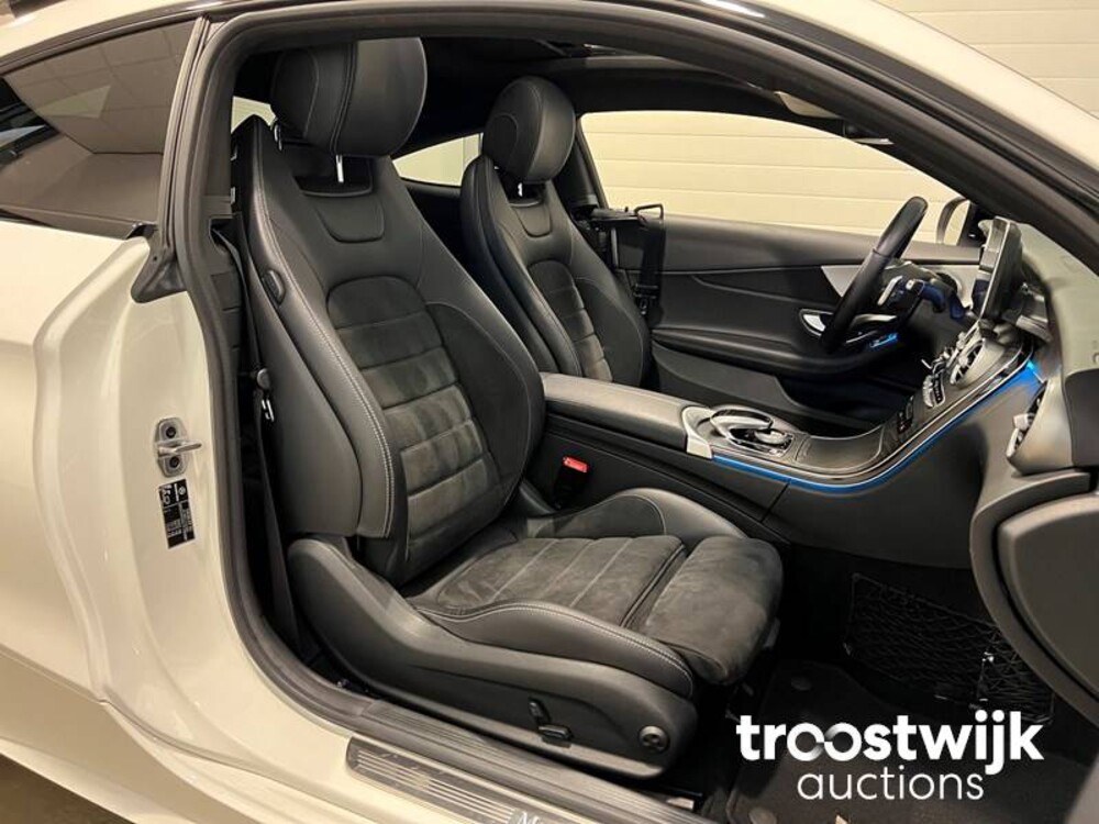 Mercedes-Benz C200 AMG Premium 184PS 2018, ZT-366-V