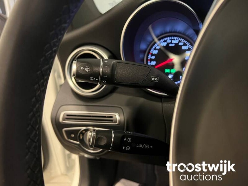 Mercedes-Benz C200 AMG Premium 184PS 2018, ZT-366-V