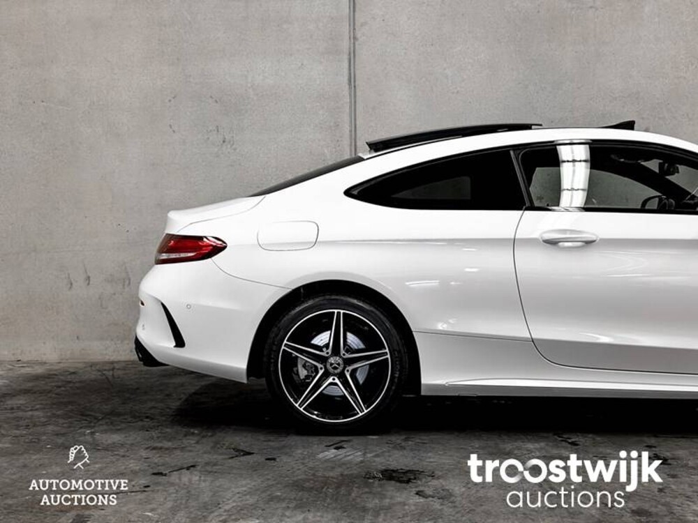 Mercedes-Benz C200 AMG Premium 184PS 2018, ZT-366-V