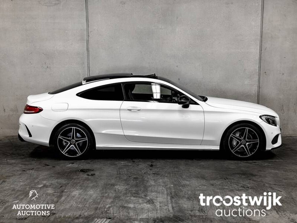 Mercedes-Benz C200 AMG Premium 184PS 2018, ZT-366-V