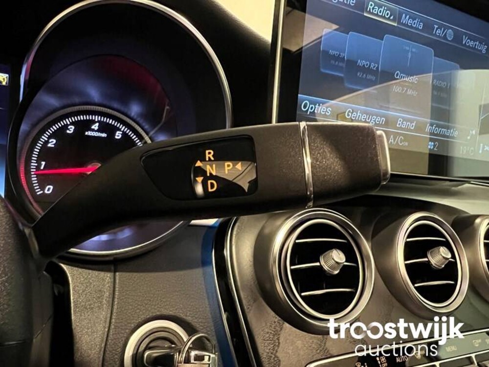 Mercedes-Benz C200 AMG Premium 184PS 2018, ZT-366-V