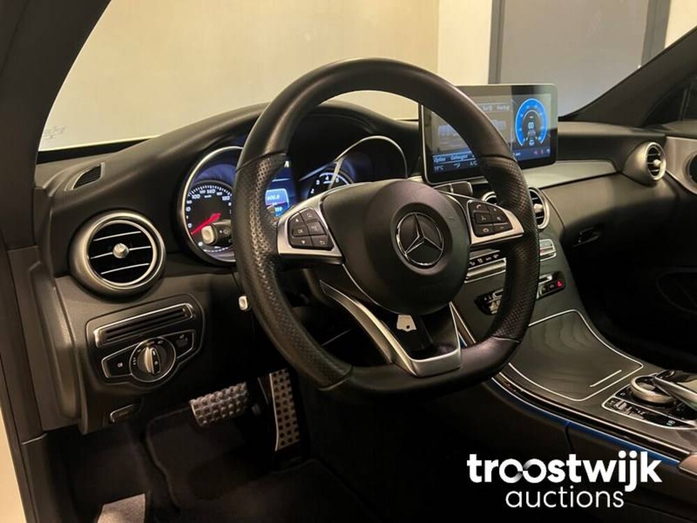 Mercedes-Benz C200 AMG Premium 184PS 2018, ZT-366-V