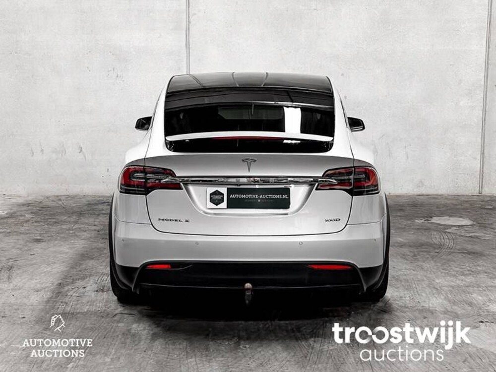 Tesla Model X 100D 6-Persoons 417PS 2017 -Orig. NL-, PT-892-R