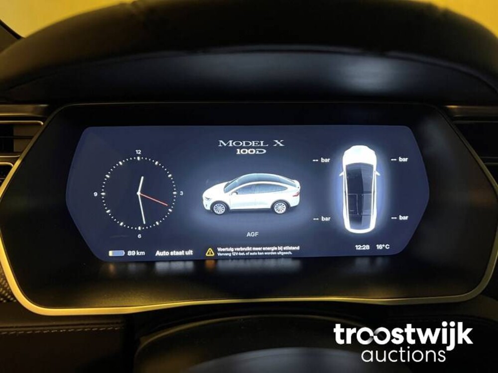 Tesla Model X 100D 6-Persoons 417PS 2017 -Orig. NL-, PT-892-R