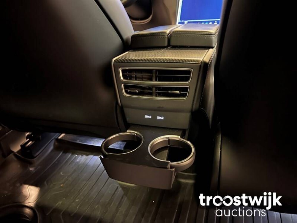 Tesla Model X 100D 6-Persoons 417PS 2017 -Orig. NL-, PT-892-R