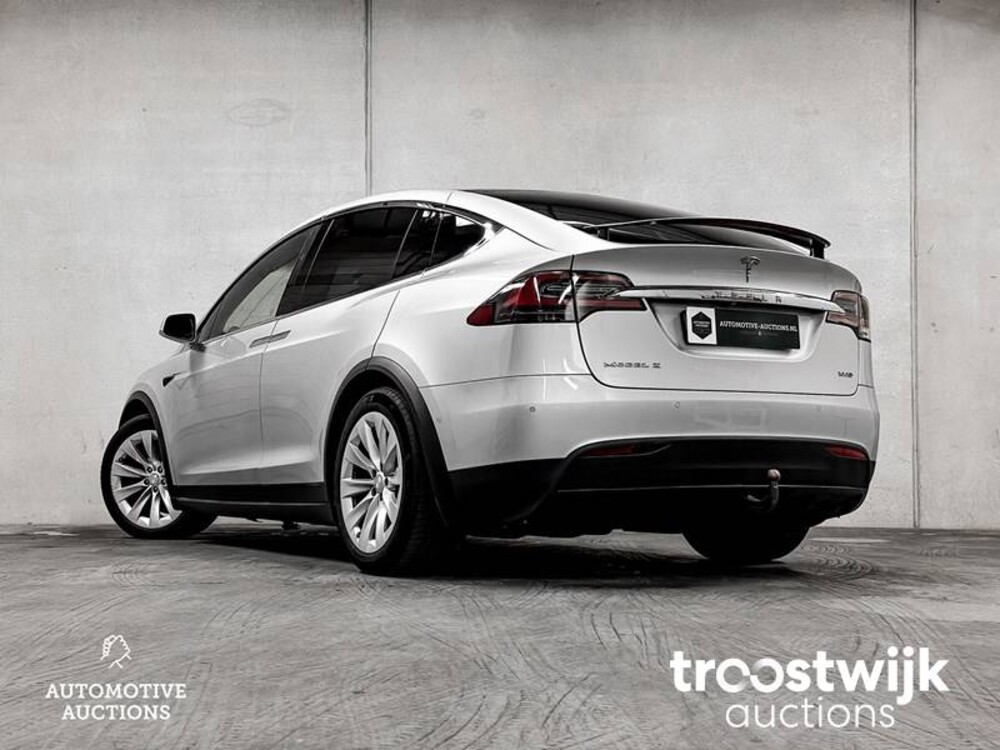 Tesla Model X 100D 6-Persoons 417PS 2017 -Orig. NL-, PT-892-R