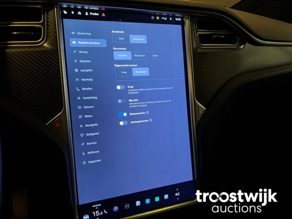 Tesla Model X 100D 6-Persoons 417PS 2017 -Orig. NL-, PT-892-R