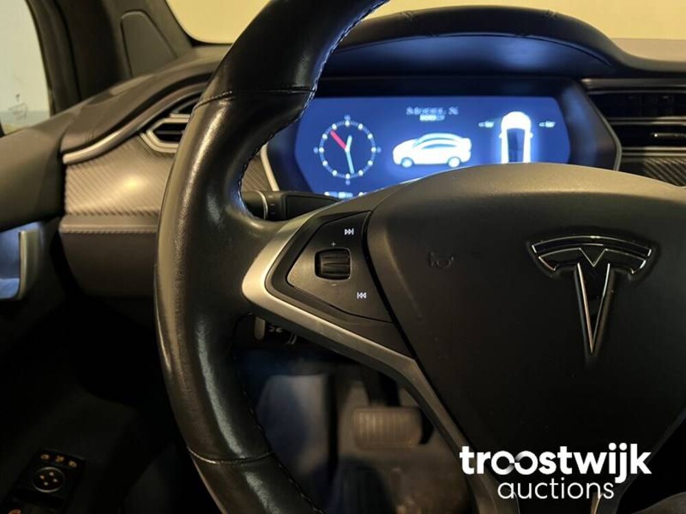 Tesla Model X 100D 6-Persoons 417hp 2017 -Orig. NL-, PT-892-R