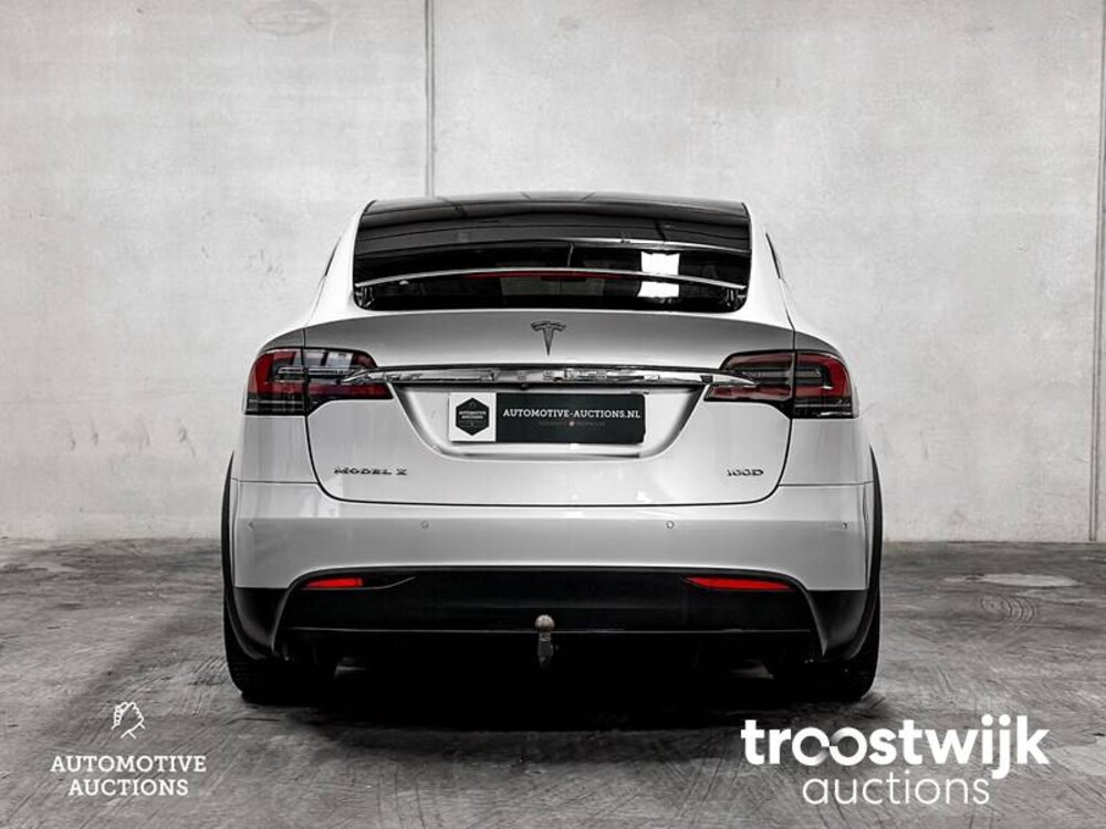 Tesla Model X 100D 6-Persoons 417PS 2017 -Orig. NL-, PT-892-R