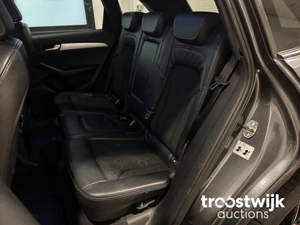 Audi Q5 TFSI Quattro Pro Line 2.0 211PS 2010 -Orig. NL-, 86-NDP-6