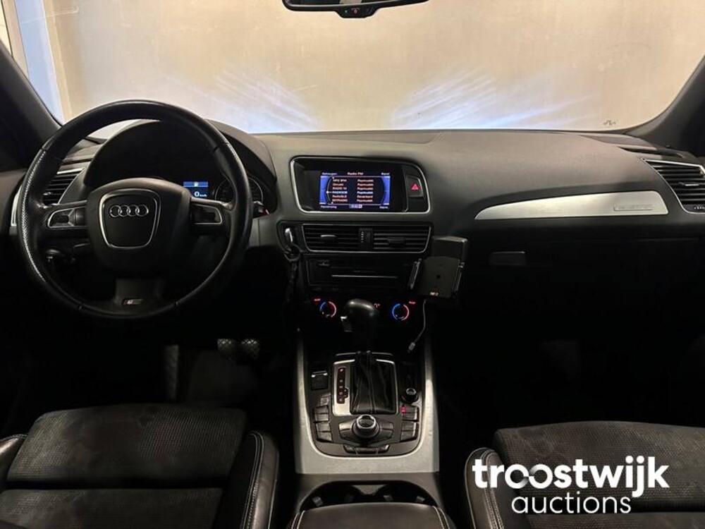 Audi Q5 TFSI Quattro Pro Line 2.0 211PS 2010 -Orig. NL-, 86-NDP-6