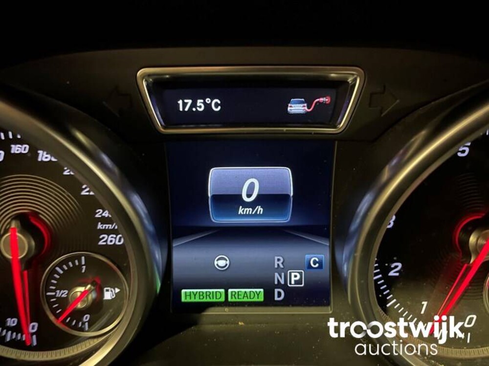 Mercedes-Benz GLE500e AMG Sport Edition 3.0 V6 4Matic Plug-In Hybrid 442hp 2017 GLE Class, K-108-PN