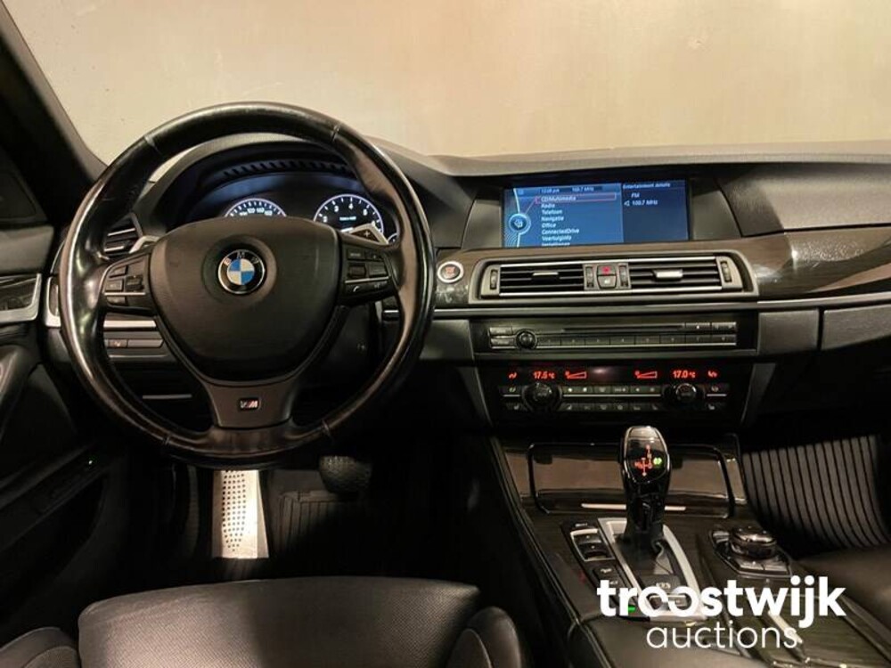 BMW Manhart MH5 550iX M-Sport 4.4 V8 F10  529hp 2012, P-800-HX