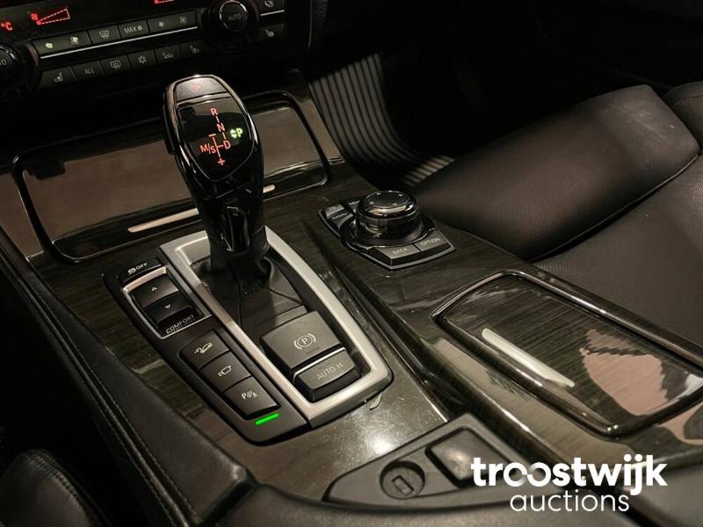 BMW Manhart MH5 550iX M-Sport 4.4 V8 F10  529hp 2012, P-800-HX